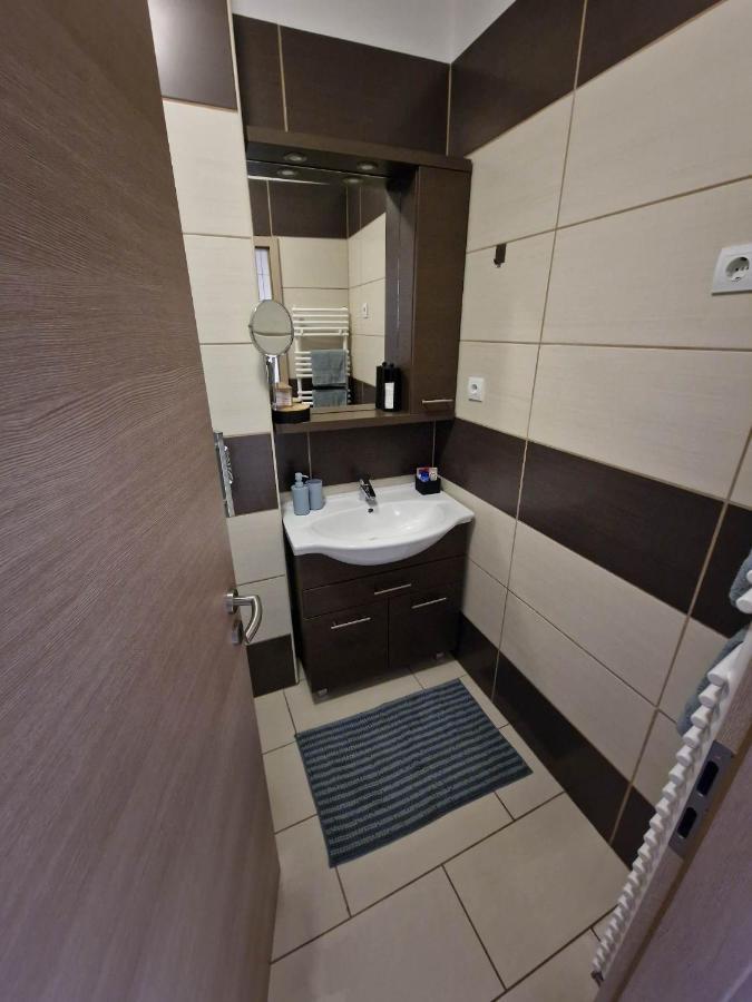 Waterlily Apartman Heviz Exterior photo