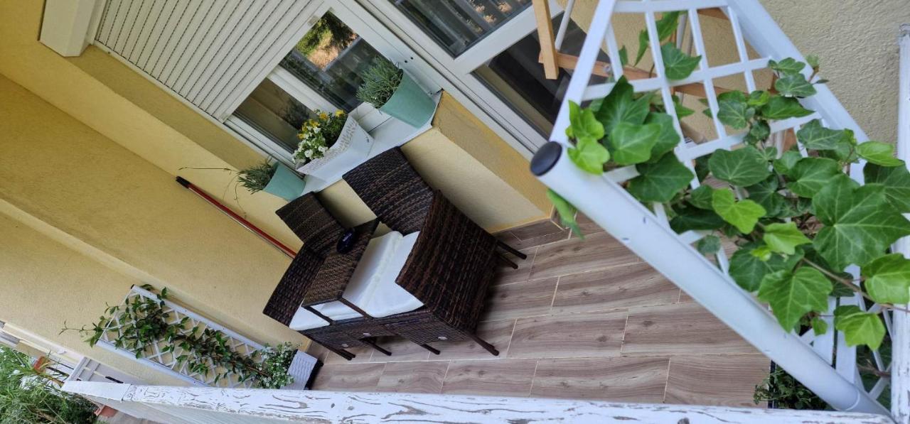 Waterlily Apartman Heviz Exterior photo